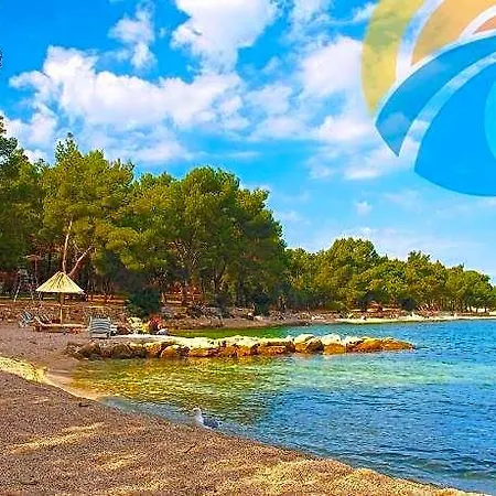 1457 Hotell 3*
